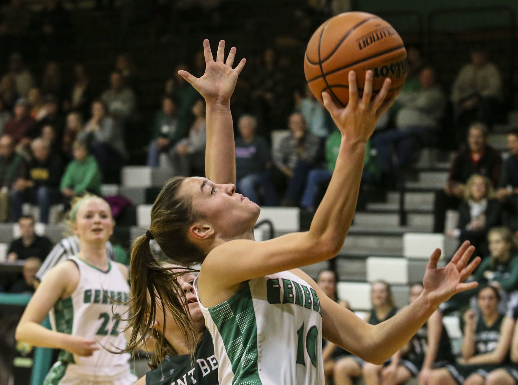 111819-mda-spt-geneseo-girls-bkb-02.jpg